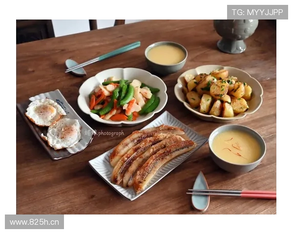 刷到埃琳·安德森家早晨那段视频，早餐盘比我一个月房租还讲究