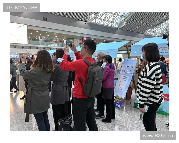 柳雅慧机场行李像快闪精品店，旁人翻钱包的表情直接笑喷