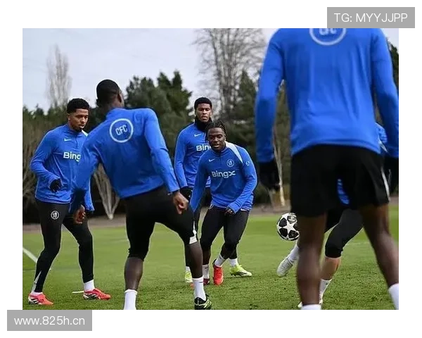 切尔西引援频繁，核心框架缺失问题逐步反映在球队稳定性承压