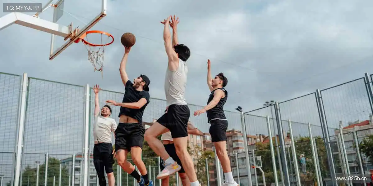 👟限量潮品，个性定制，做最耀眼的运动达人！🌟